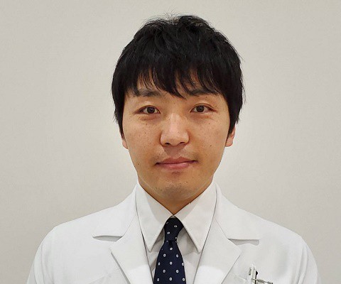 小林　俊介